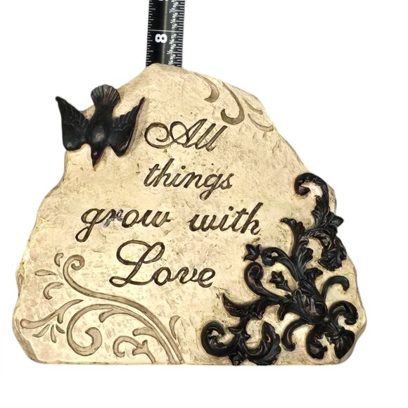 All thing grows with love stone decor - Picture 10 of 10